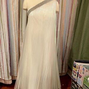 NWOT-Elegant One-Shoulder White Gown with Iridescent Overlay